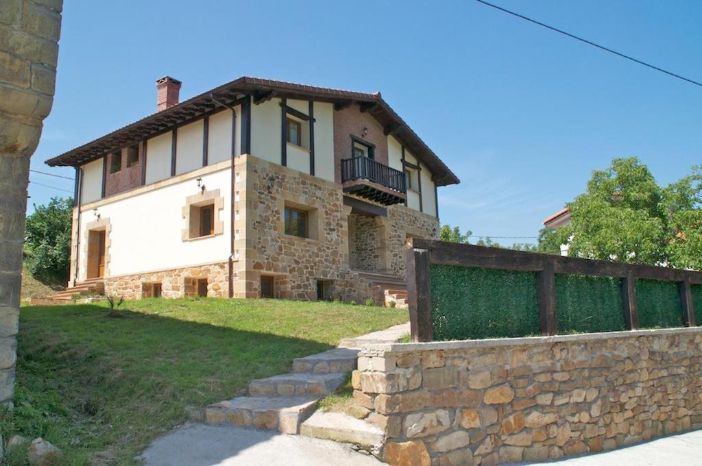 Casa Aingeru Hotel Каранса Екстериор снимка
