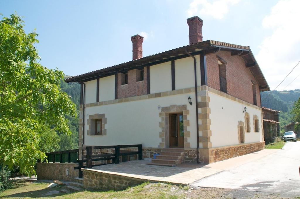 Casa Aingeru Hotel Каранса Екстериор снимка